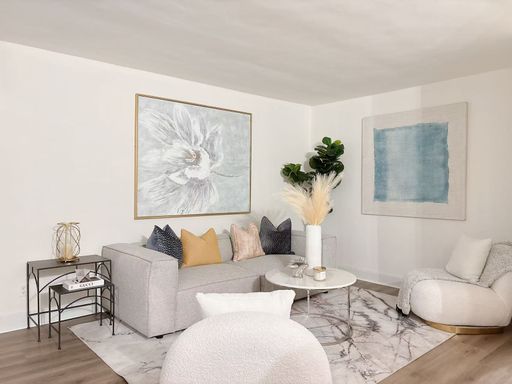 Fully remodeled & furnished 2 bed/1 bath apartment located downstairs in Los Angeles near USC! – photo 1
