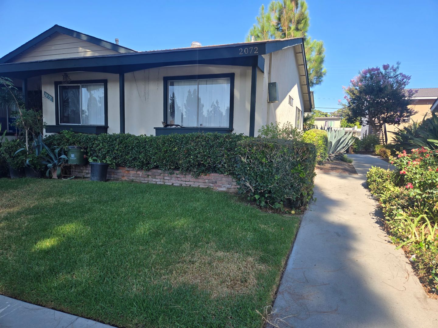 ANAHEIM Apartment: 2072 S. NAUTICAL ST.