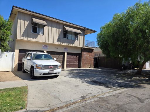 Nice 2 Bed/1 Bath Long Beach Apartement – photo 1