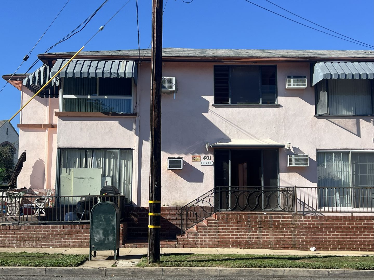 ALHAMBRA Apartment: 400 N. ATLANTIC BLVD. & 401 W. GRAND AVE.