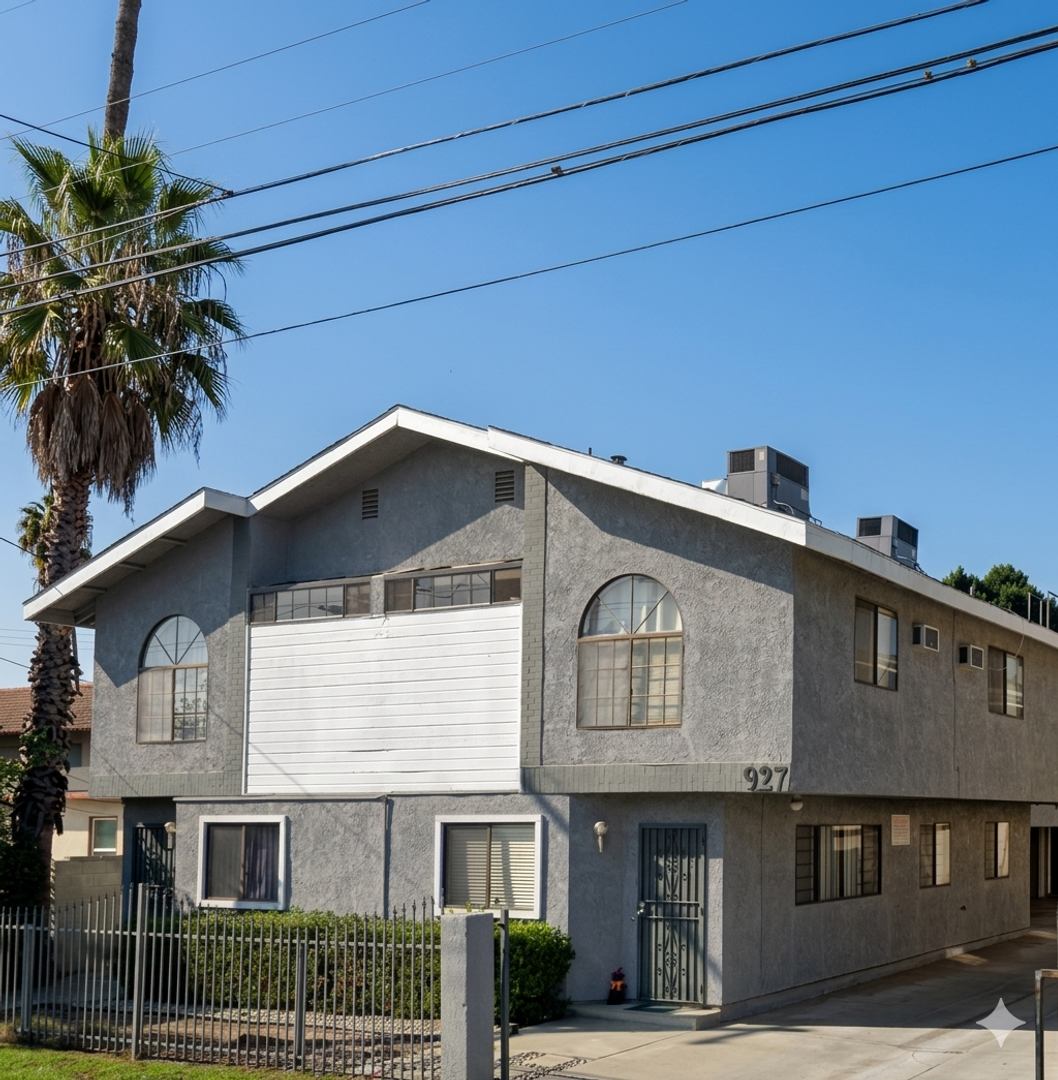 SAN GABRIEL Apartment: 927 S. CHARLOTTE AVE.