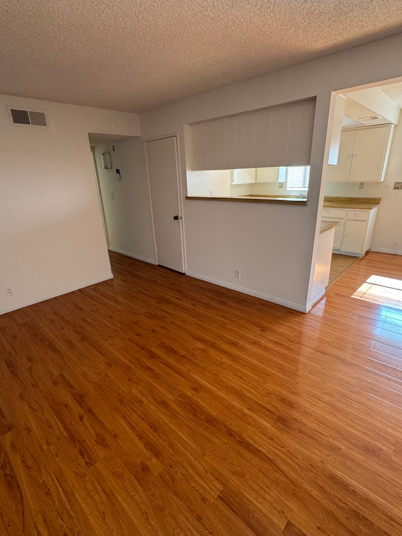 ALHAMBRA Apartment: 805-809 S. STONEMAN AVE.
