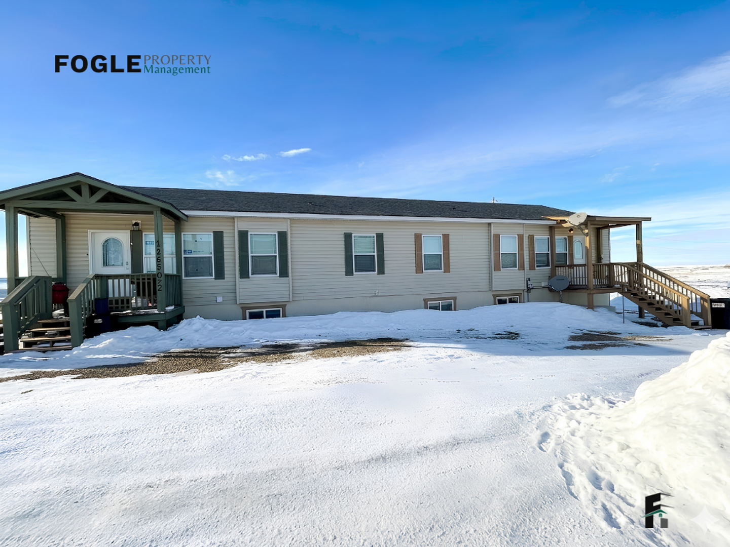 Watford City Apartment: 12652 Misty Creek Rd