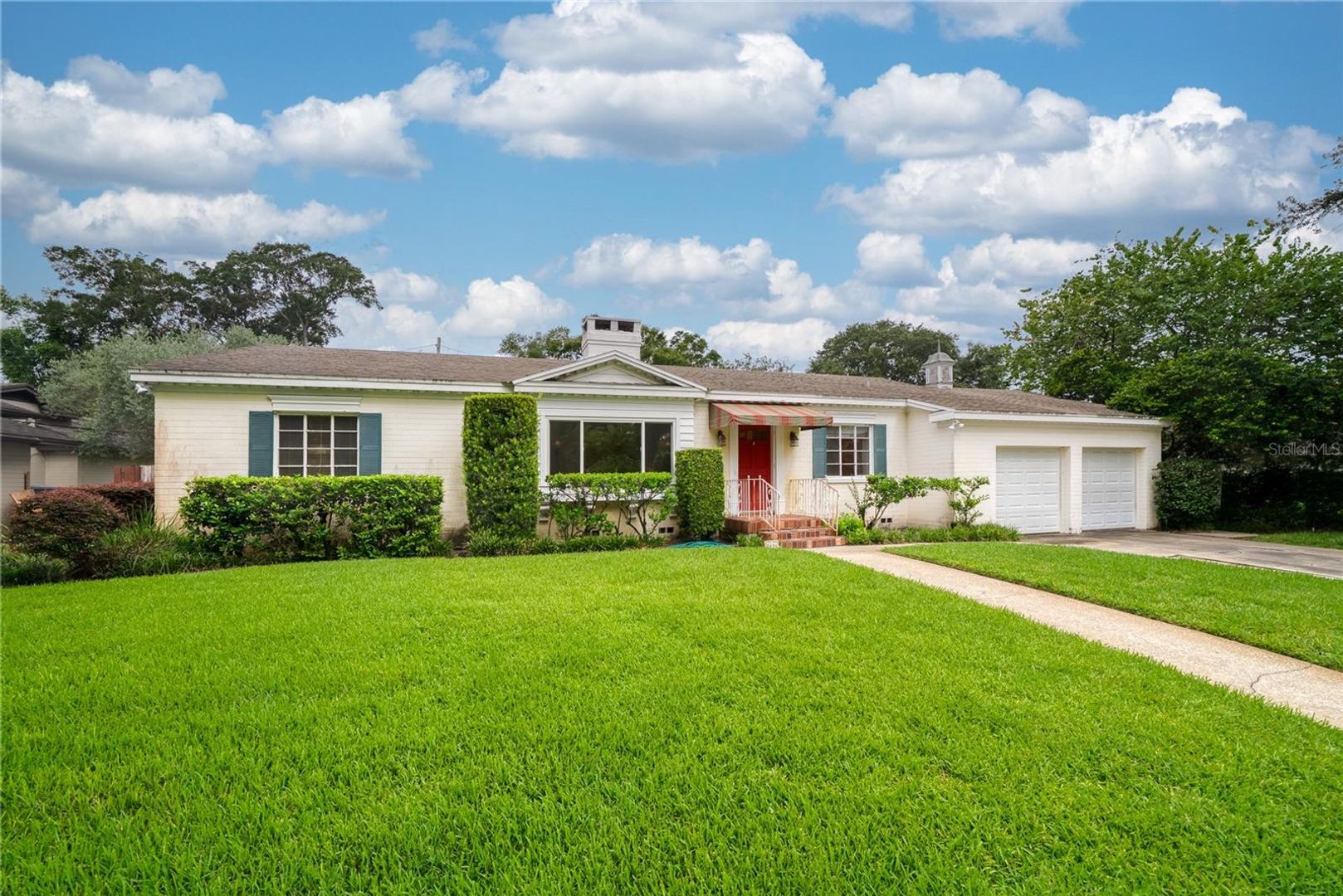 Orlando House: 2406 Shoreham Road