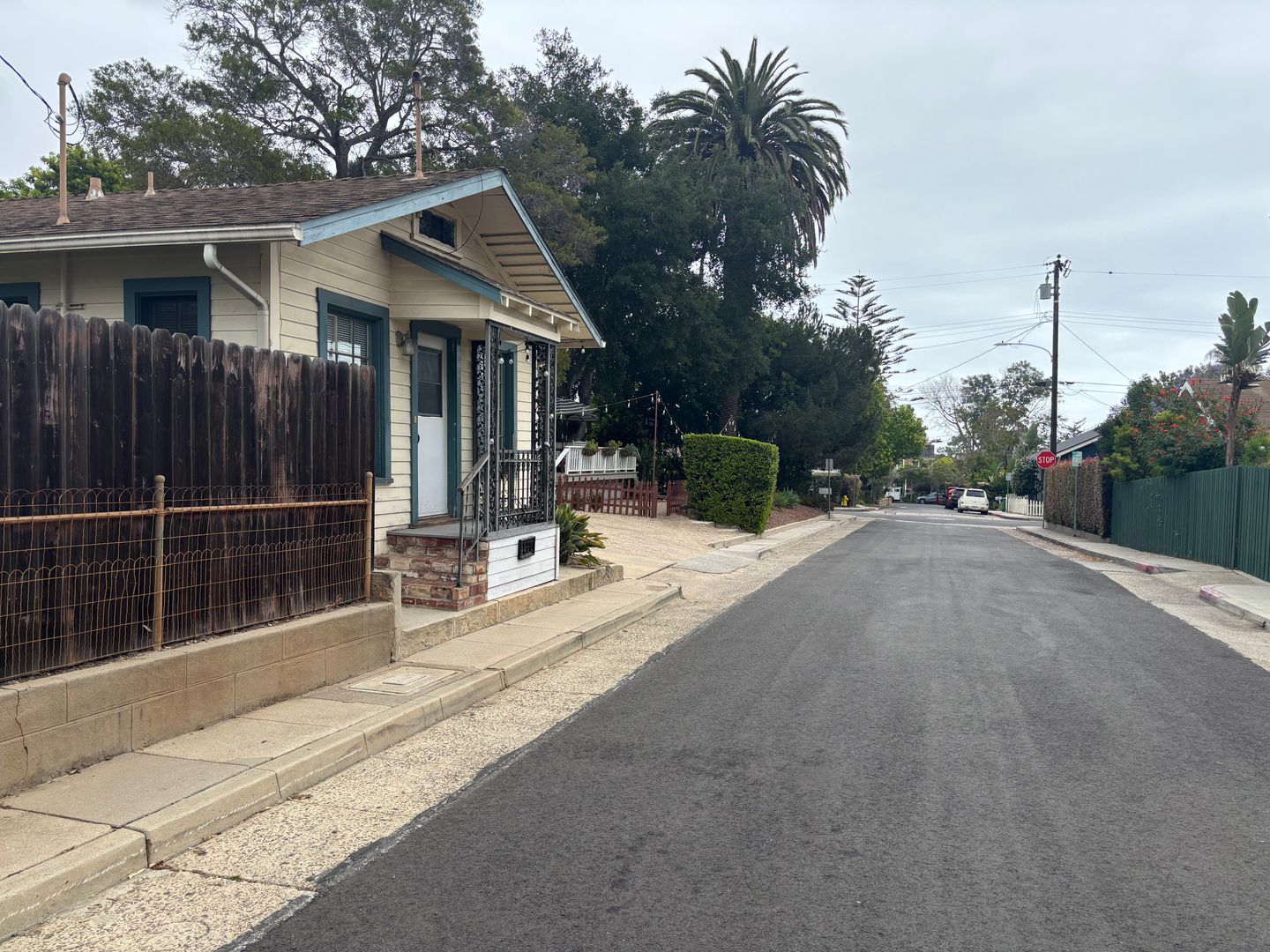 Santa Barbara House: 1330 Carmelita Ave