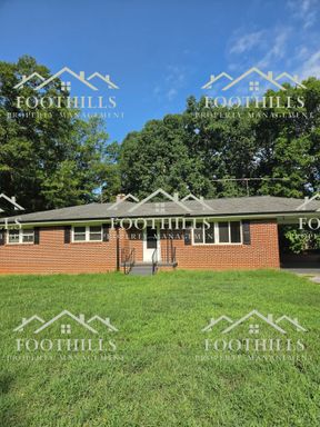 Spacious 3BR Home with Hardwood Floors & Basement Storage