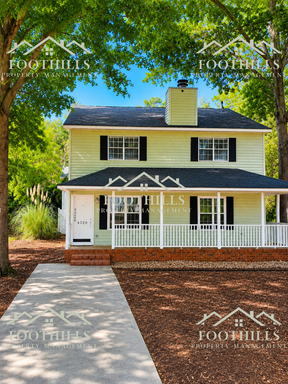 2-Bedroom Home with Fenced Yard, Covered Porch & Off-Street Parking – photo 1