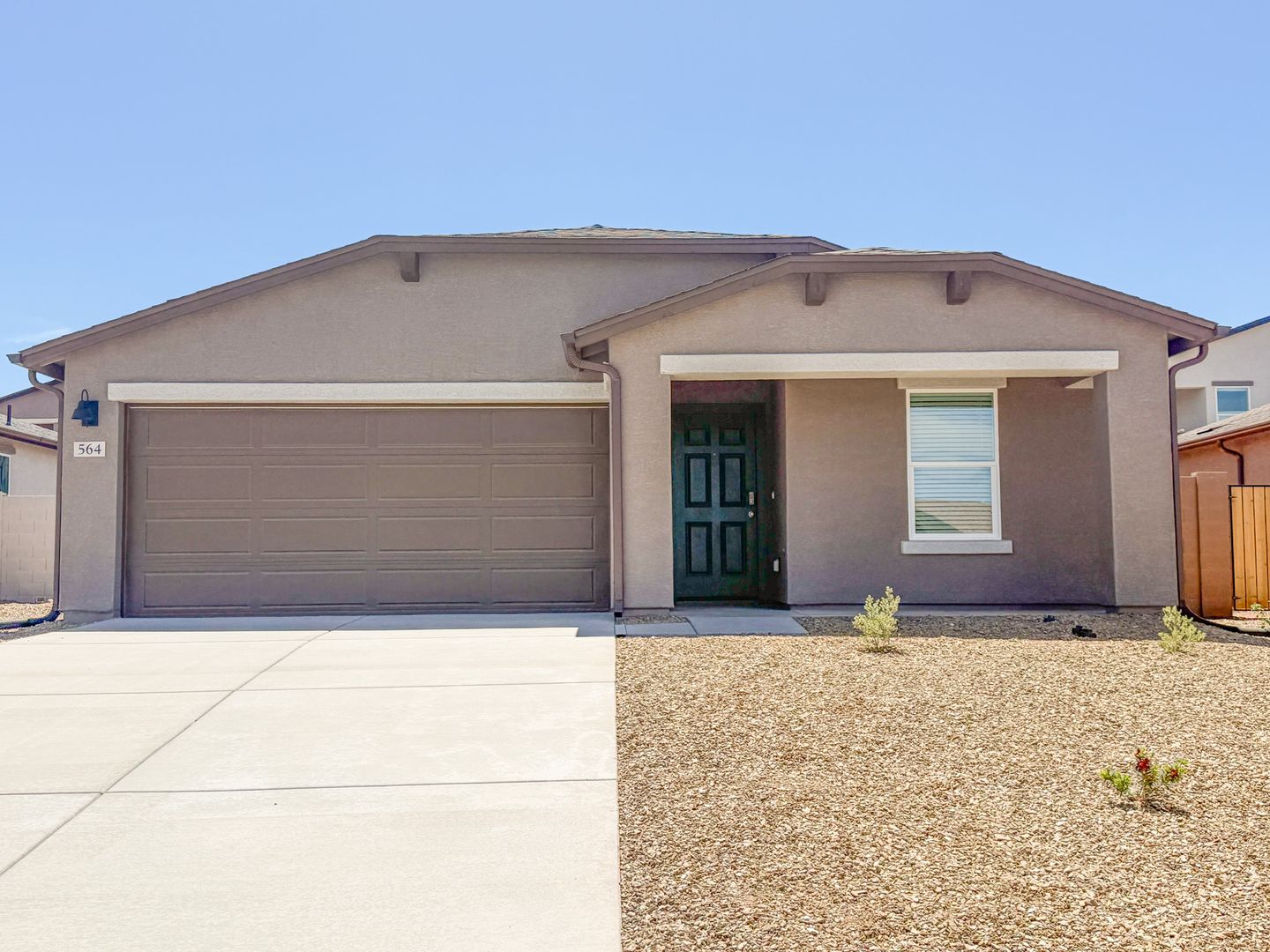 Cottonwood House: 564 Crossbar Lane