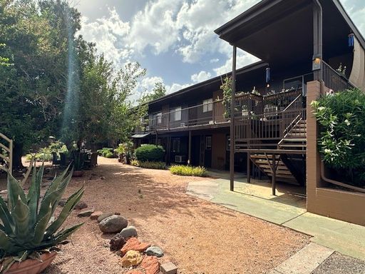APARTMENT - APPLE TREE SQUARE - UPTOWN SEDONA