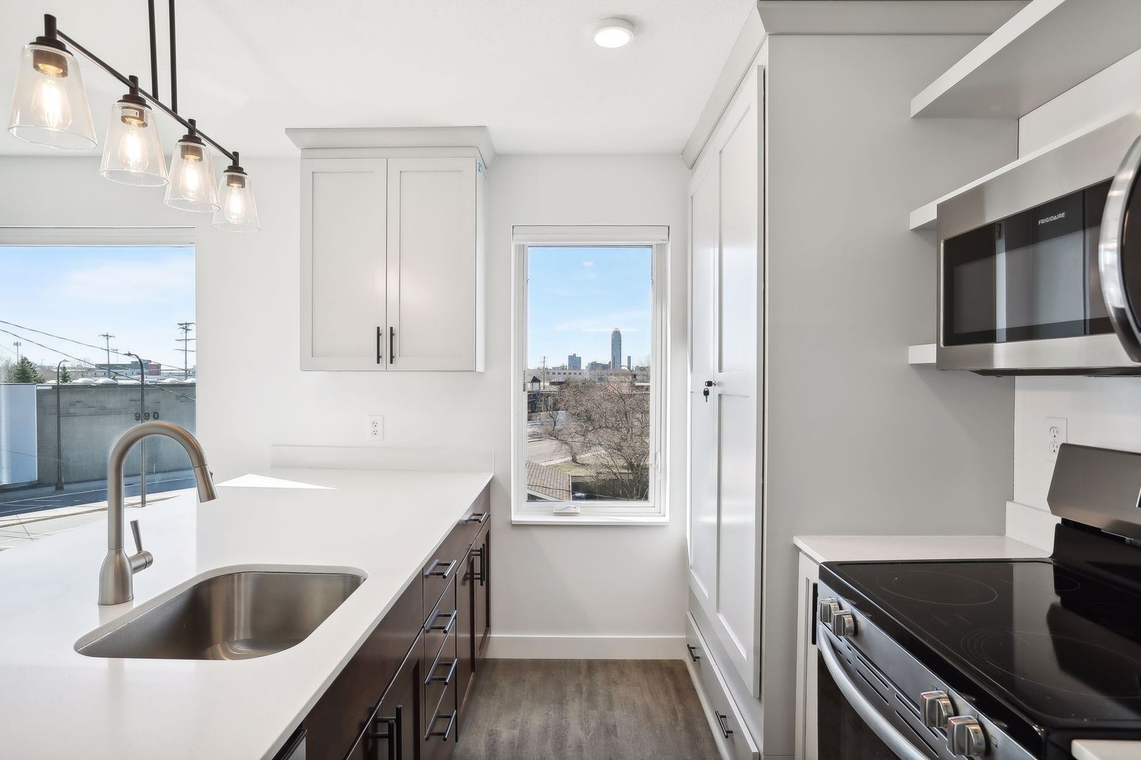 Minneapolis Apartment: 633 Van  Buren Street NE