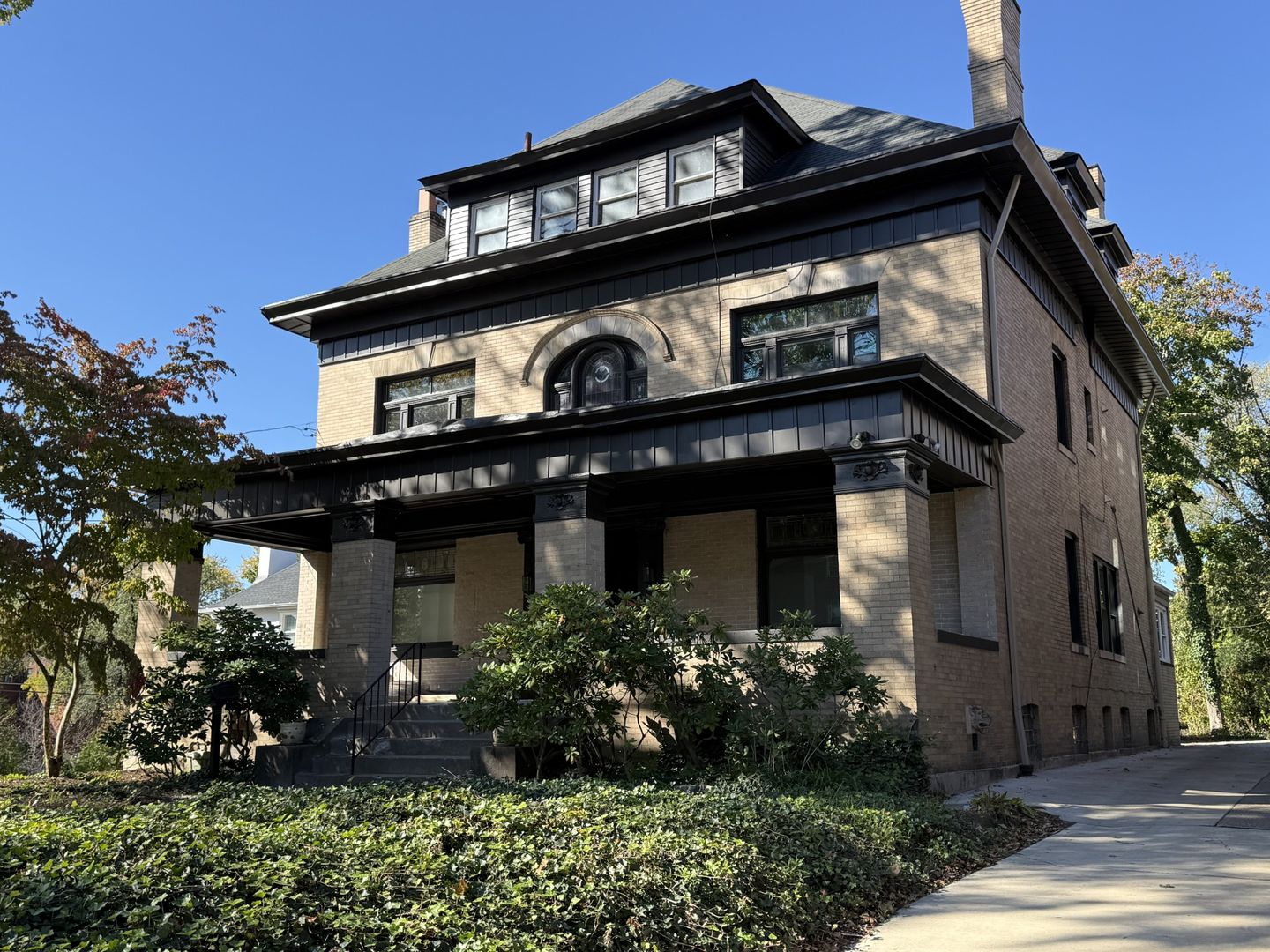 Highland Park Apartment: 1115 N. Negley Avenue