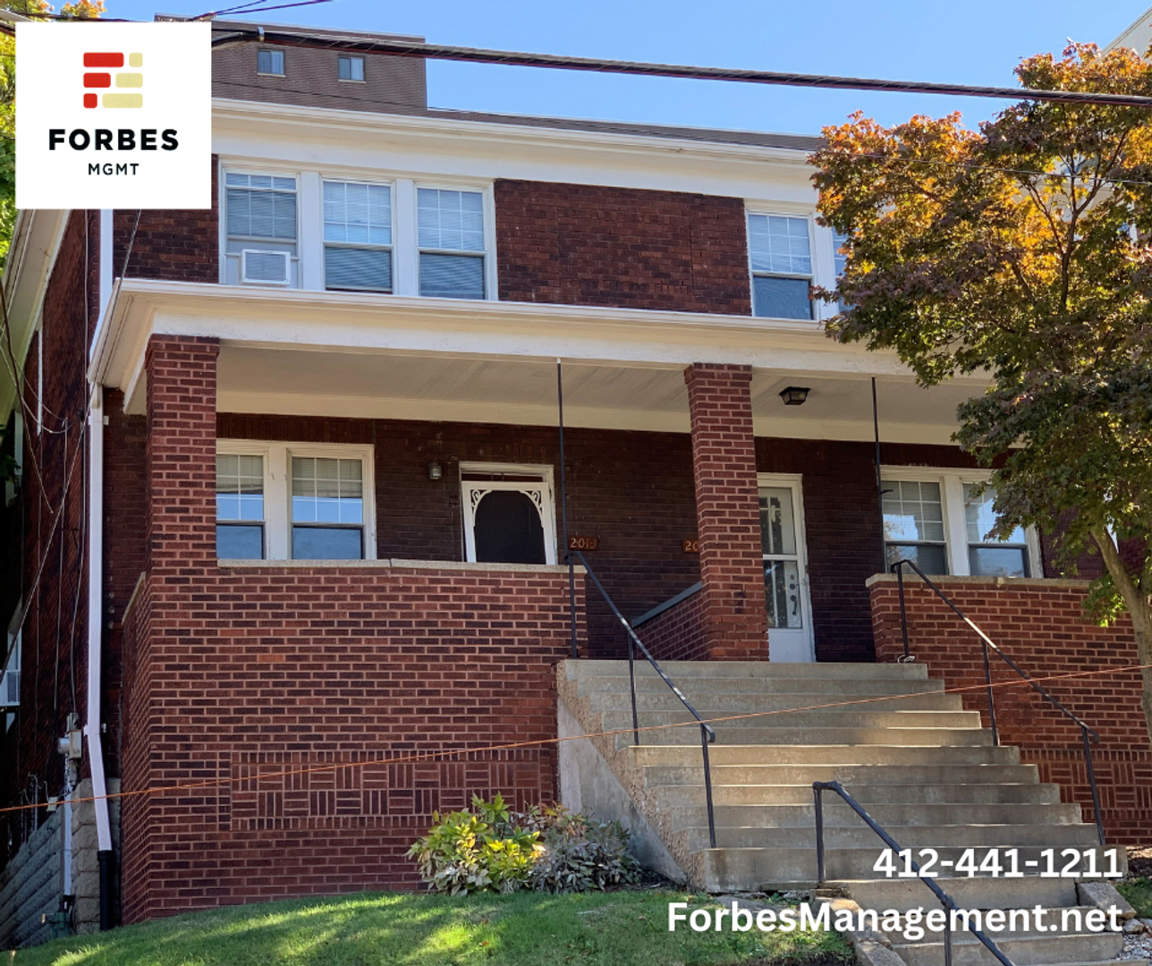 Squirrel Hill House: 2013 Wightman Street