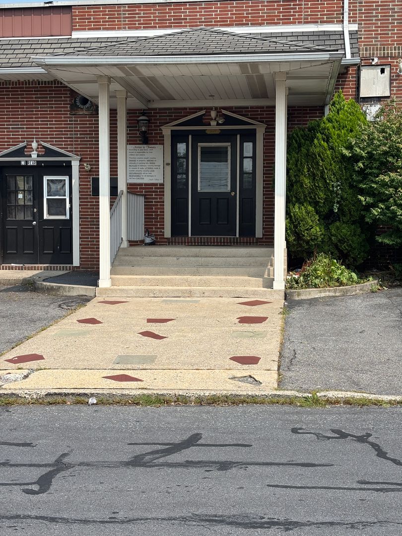 Bethlehem Apartment: 2027 Willow Park Road