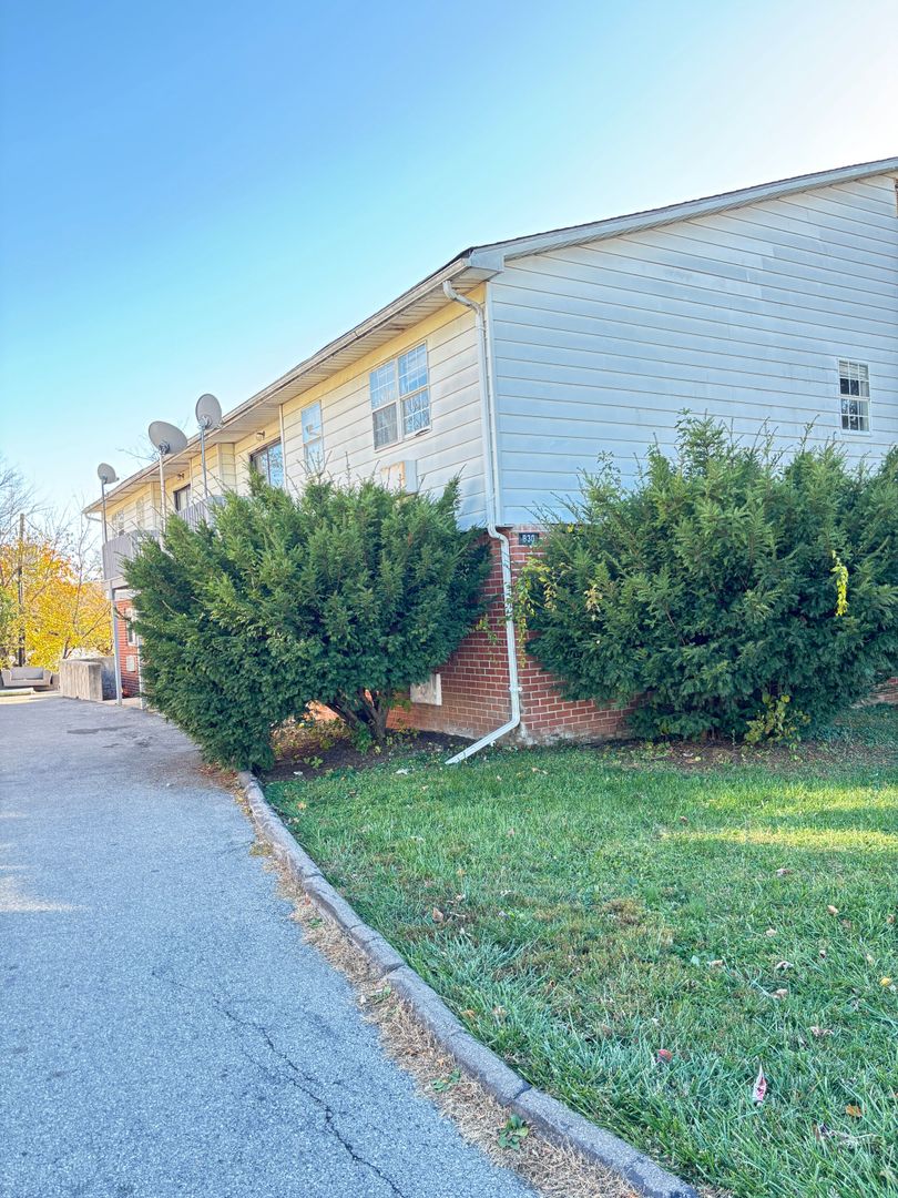 Allentown Apartment: 830 W Susquehanna Street