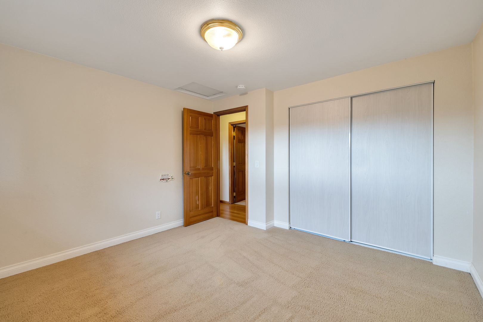 Kirkland House: 1534 5th Pl