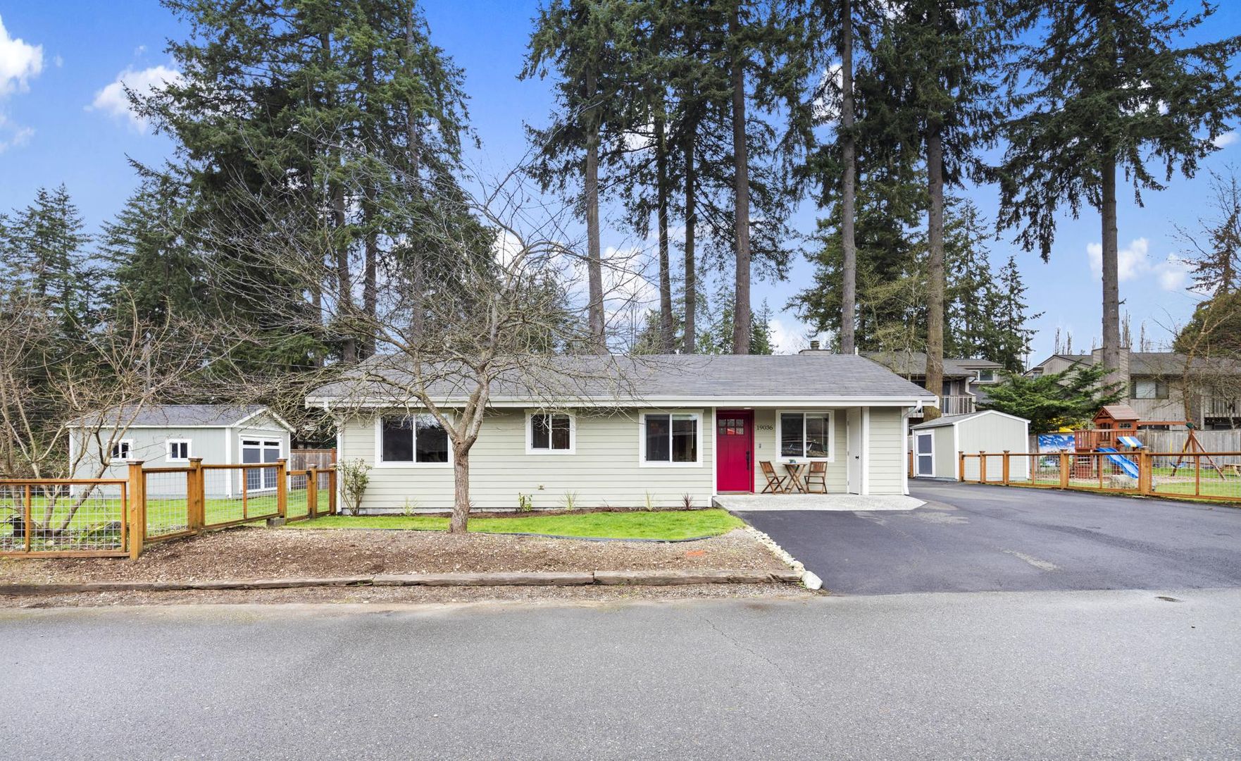 Lake Forest Park House: 19036 Ballinger Way Ne,