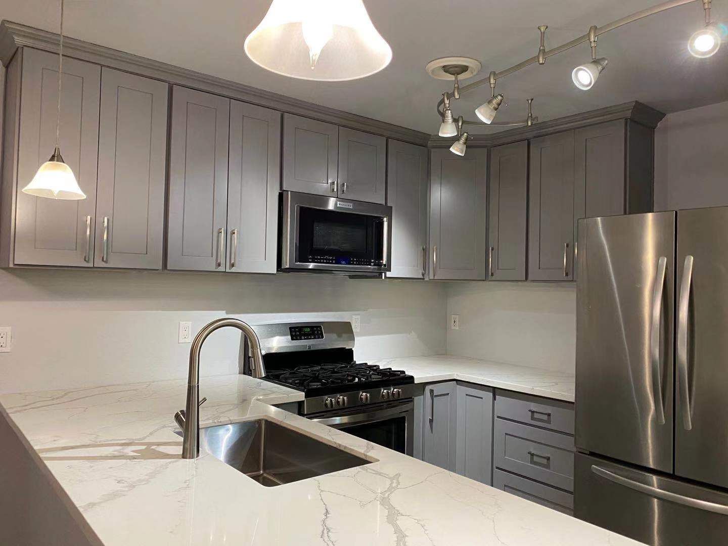 Everett House: 5622 137th Pl SE