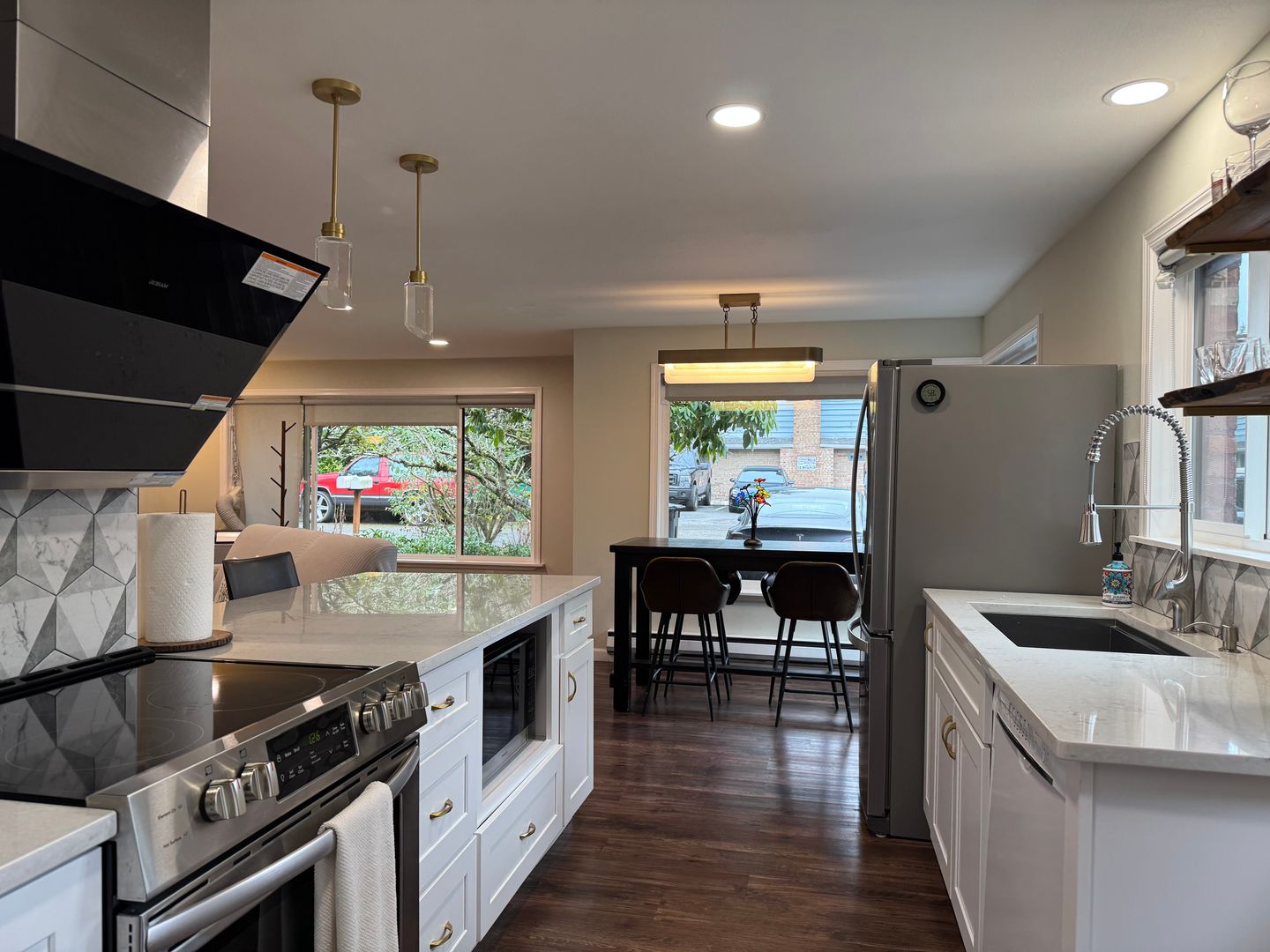 Seattle House: 2311 N 134th St