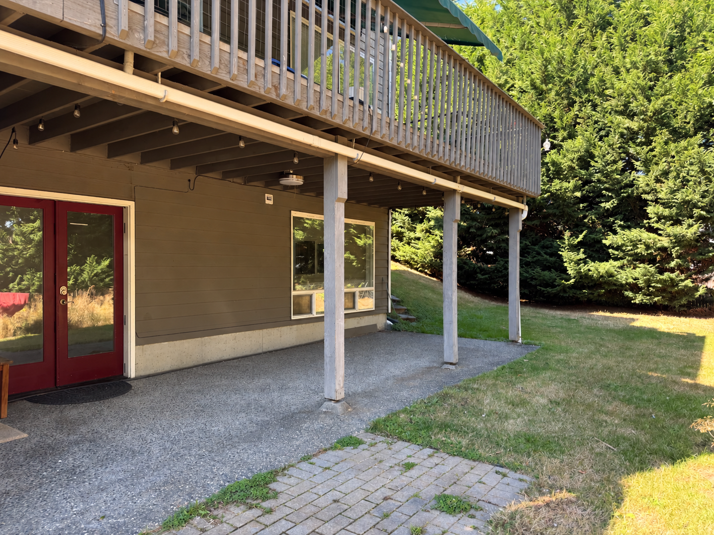 Lynnwood Apartment: 3209 204th St SW