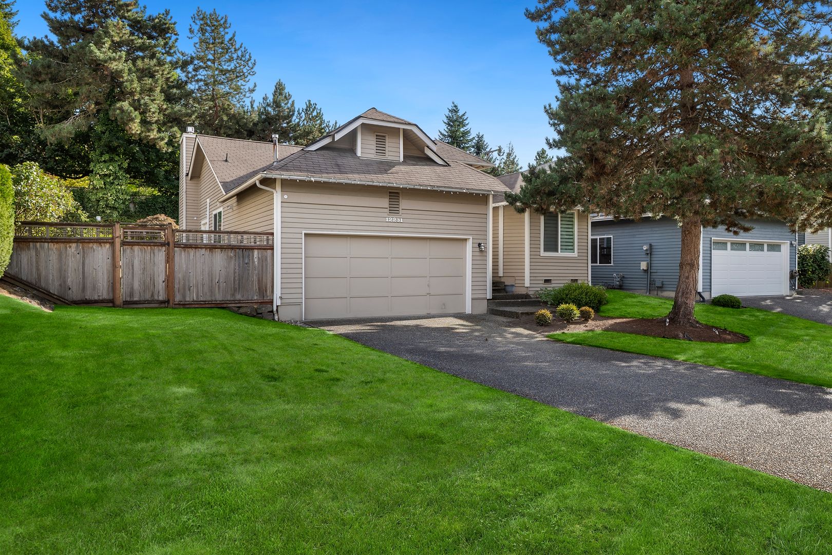 Kirkland House: 12231 NE 133rd PL