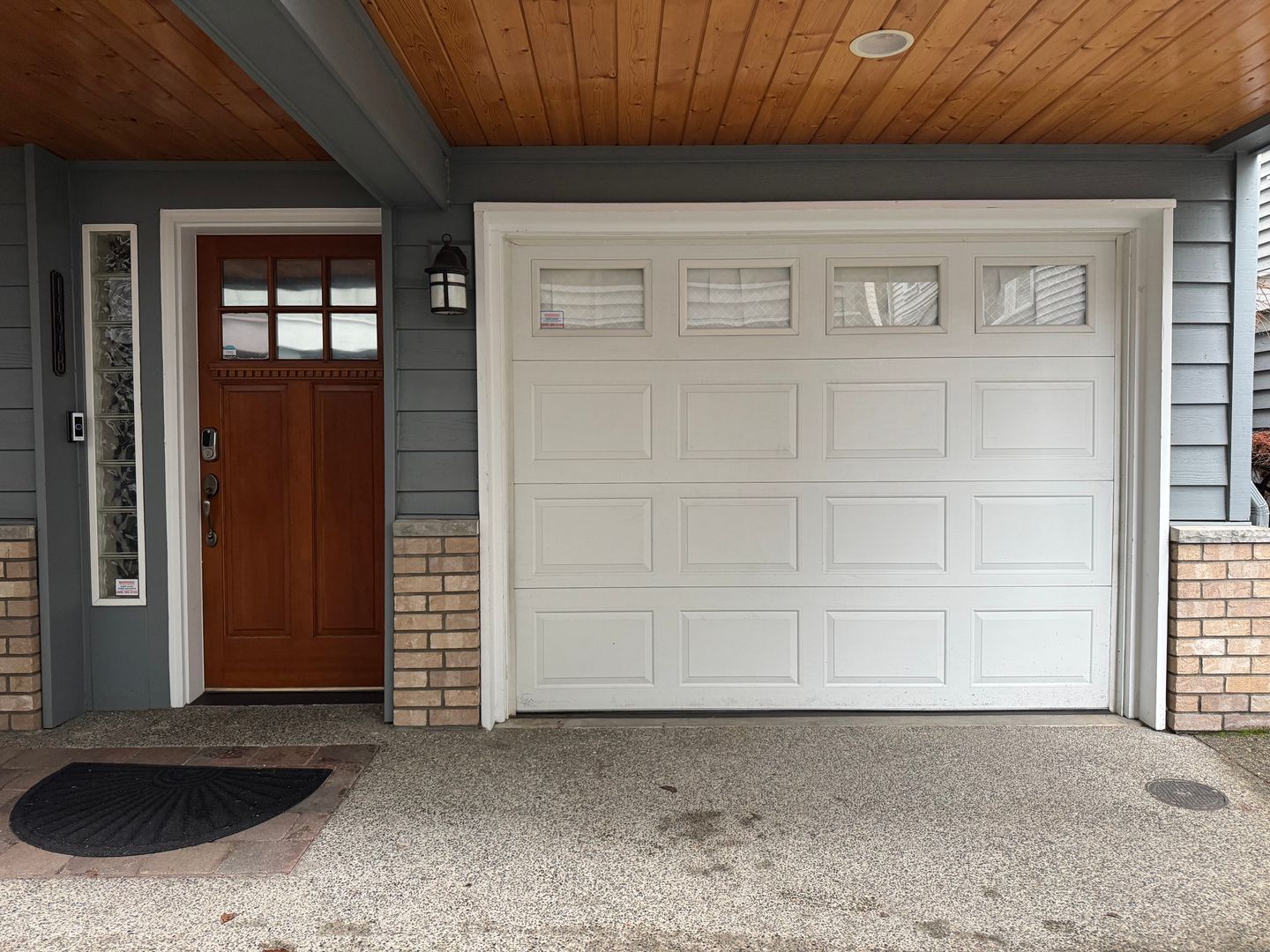 Seattle Townhome: 1131 B 10TH AVE E