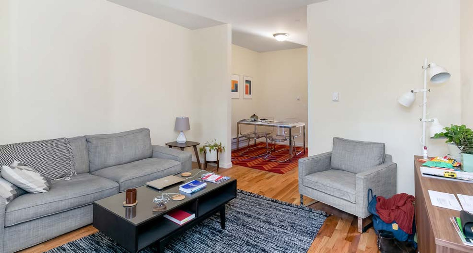 Seattle Apartment: 311 Aloha St