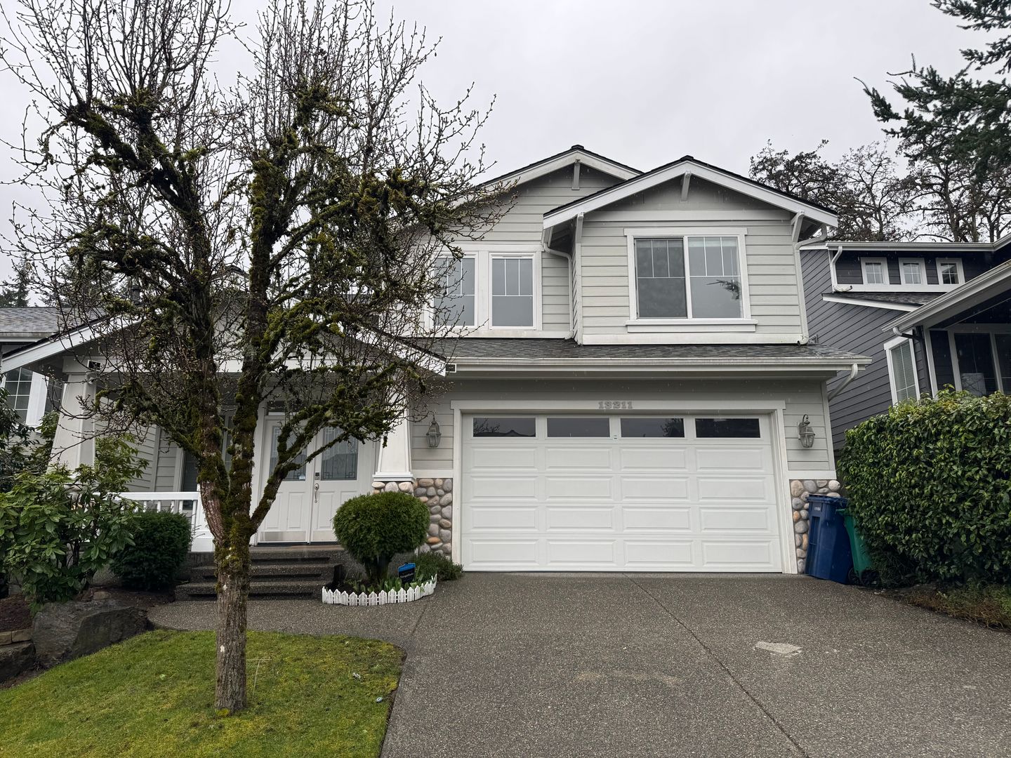 Redmond House: 13211 NE 92nd Way