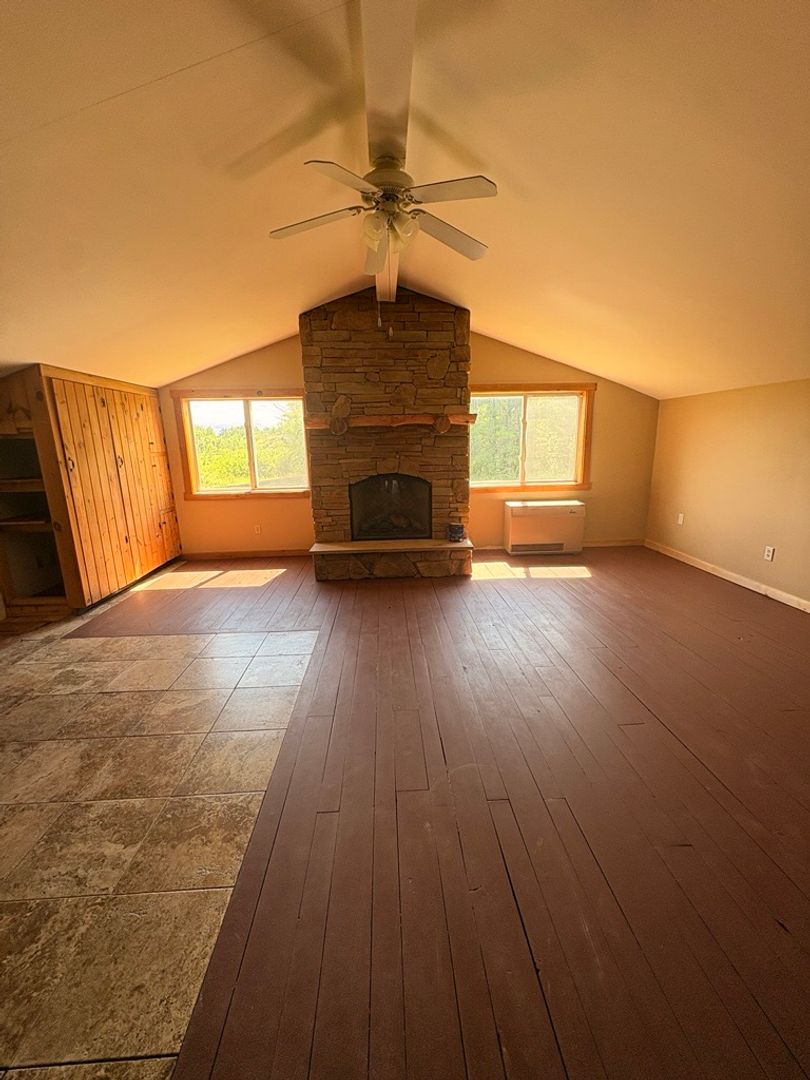 Hampden Apartment: 25 Old Emerson Mill Rd