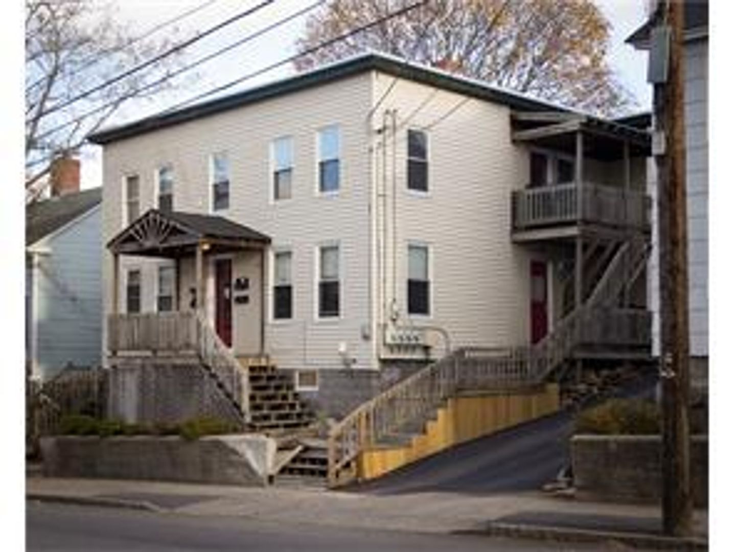 Biddeford Apartment: 197-199 Elm Street