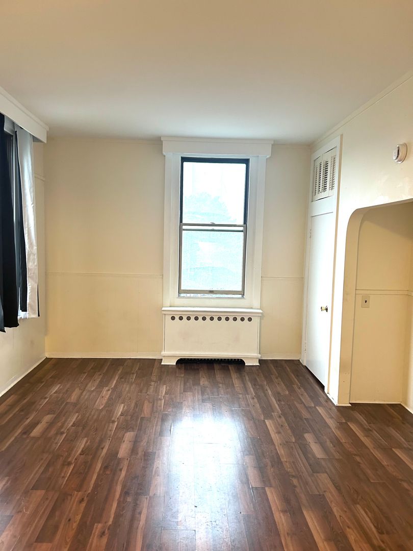 Westbrook Apartment: 901 Main Street