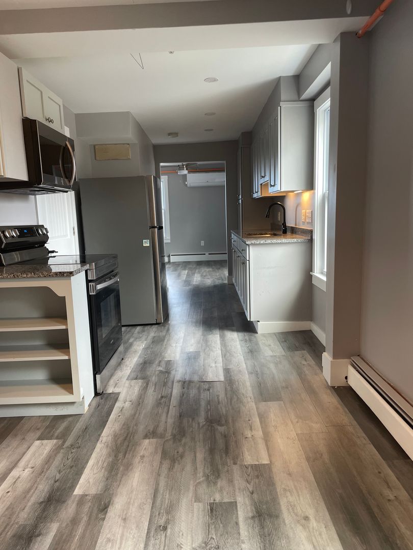 Biddeford Apartment: 53 Pool Street #203