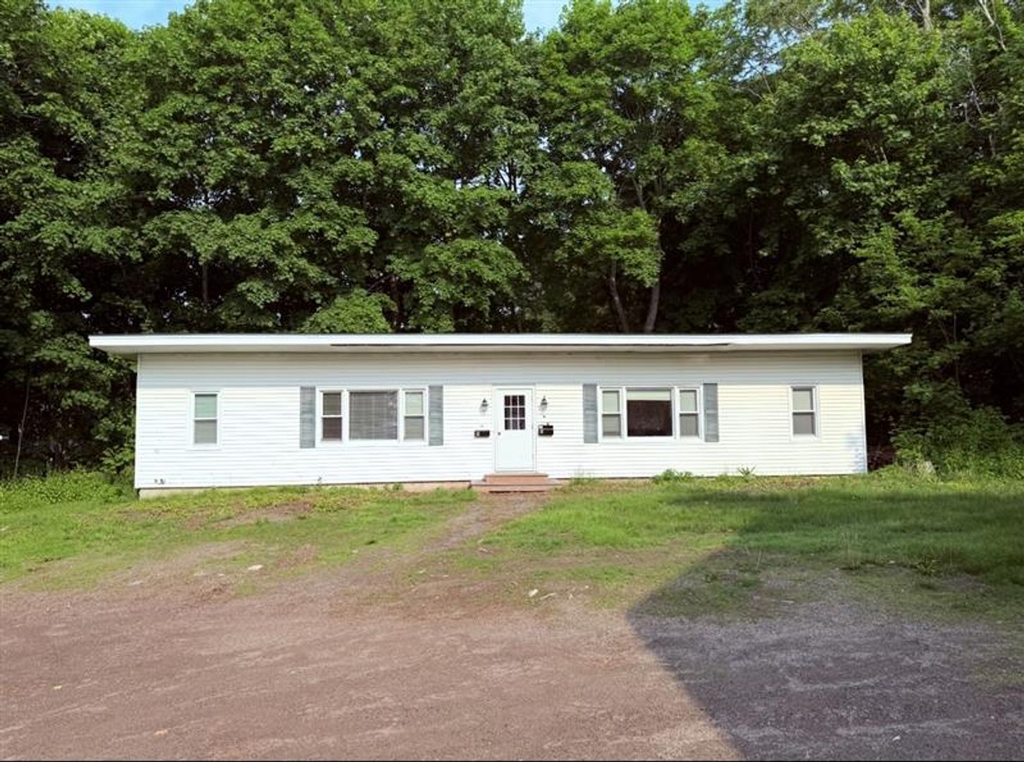 Orono Apartment: 207 Main Street