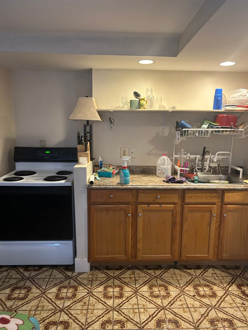 Portland Apartment: 21 Pleasant Street