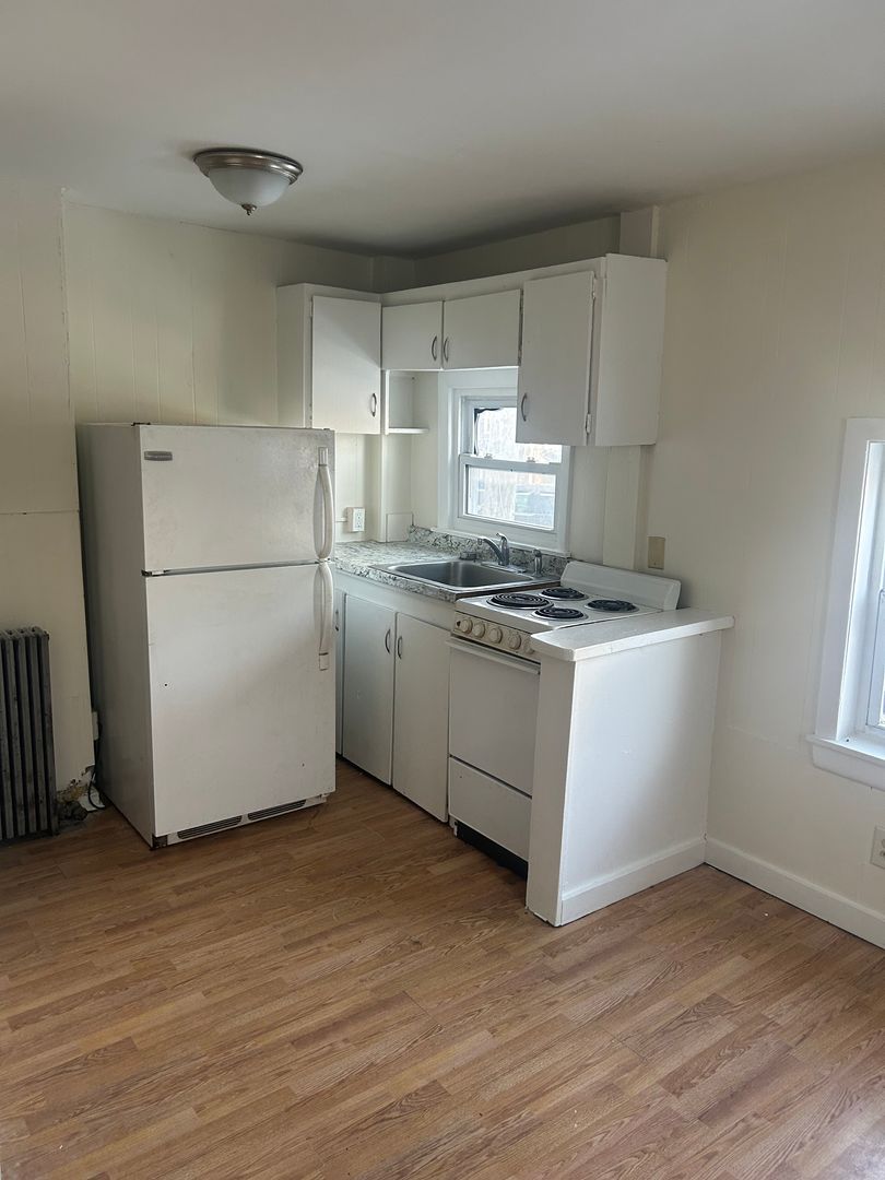 Portland Apartment: 861 Congress Street