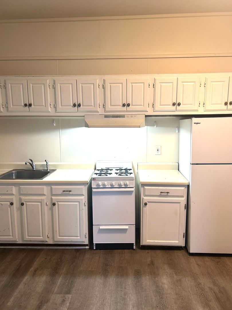 Westbrook Apartment: 901 Main Street