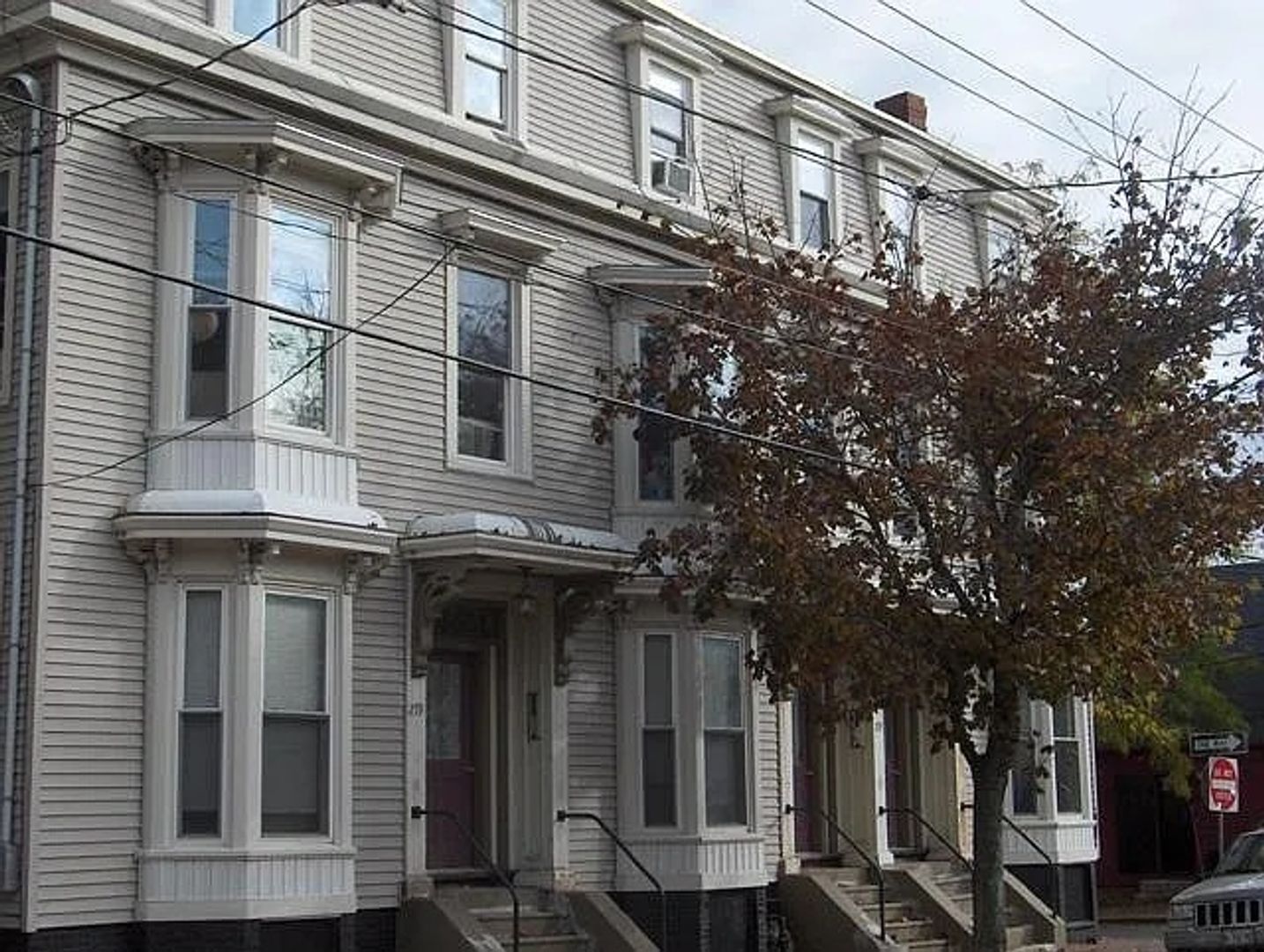 Portland Apartment: Clark Street & Brackett Street