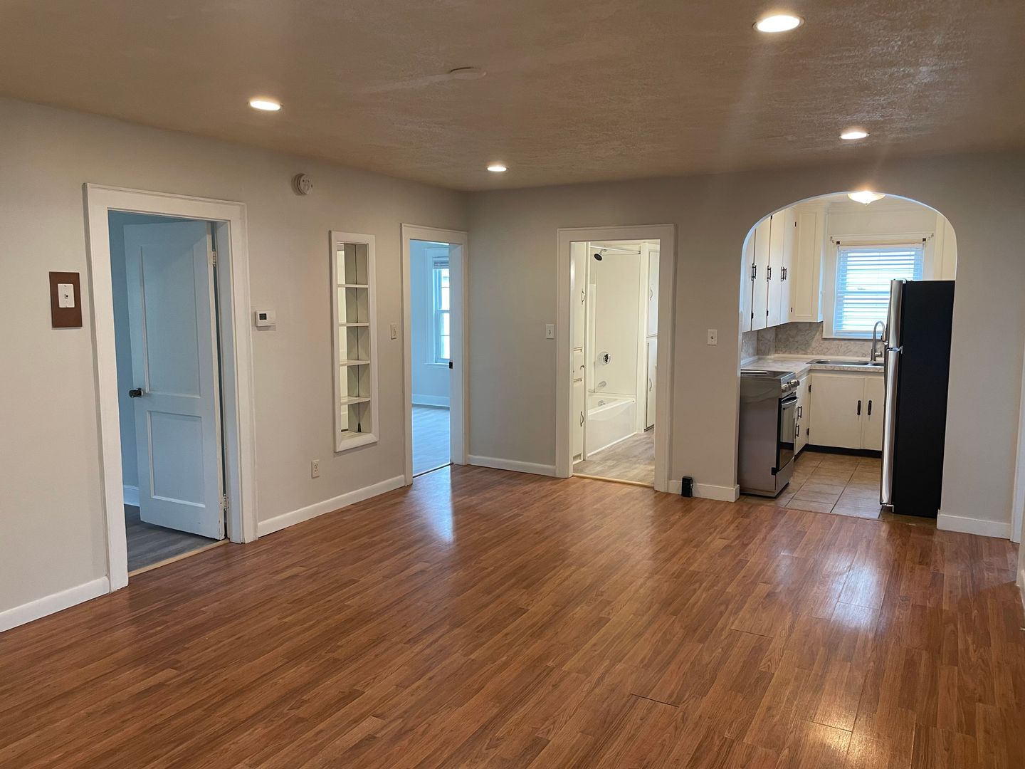 Biddeford Apartment: 12 Vine Street