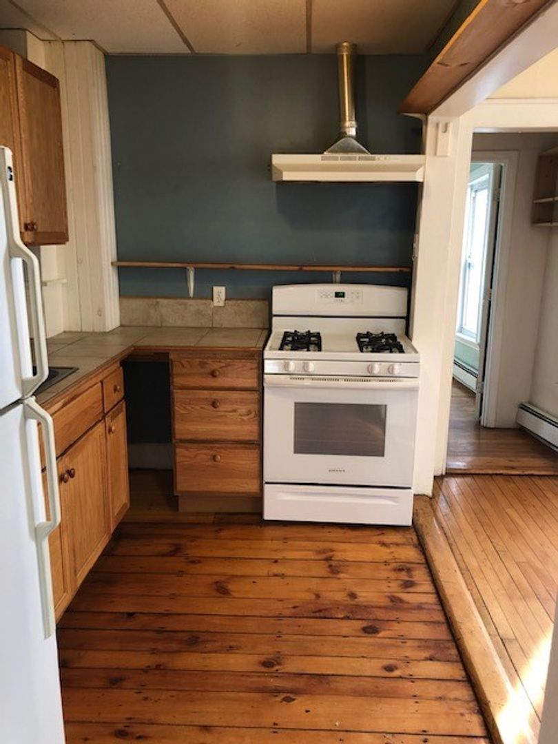 Portland Apartment: 12 Gilman Street