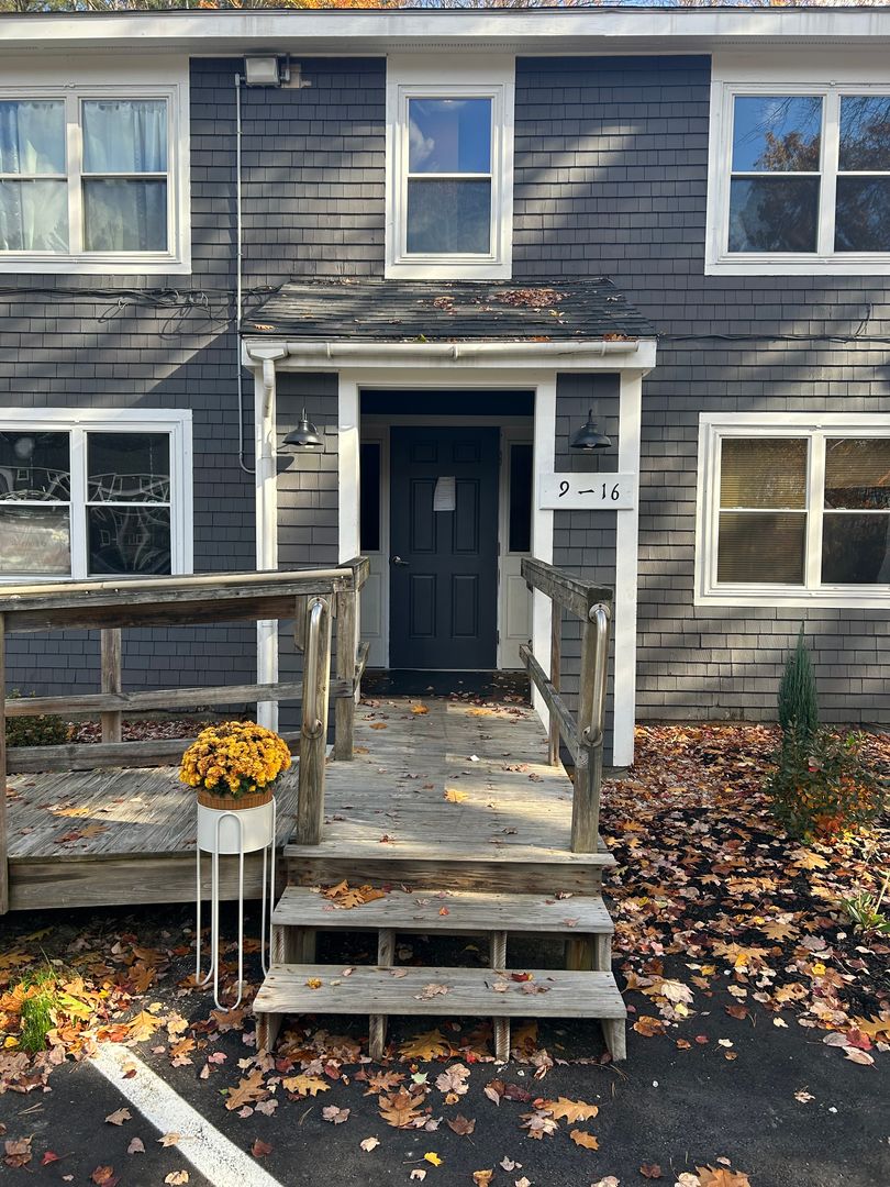 Freeport Apartment: 12 Elm Street