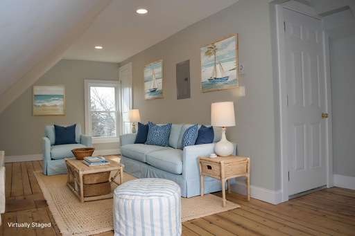 2 Bedroom 1 Bathroom Available Now!!!