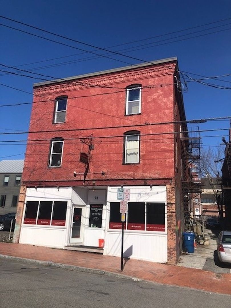 Portland Apartment: 21 Pleasant Street