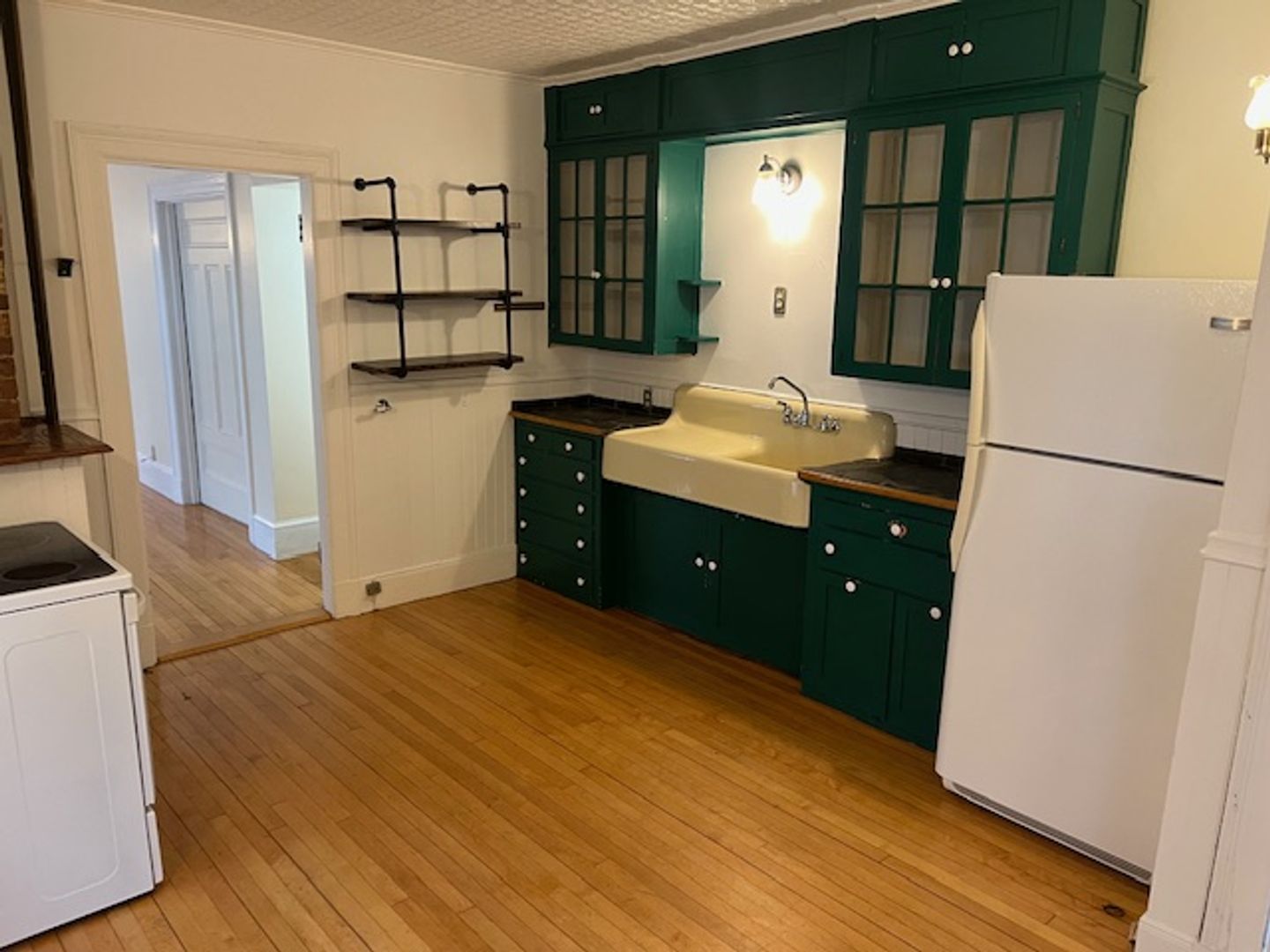 Orono Apartment: 66 Main St