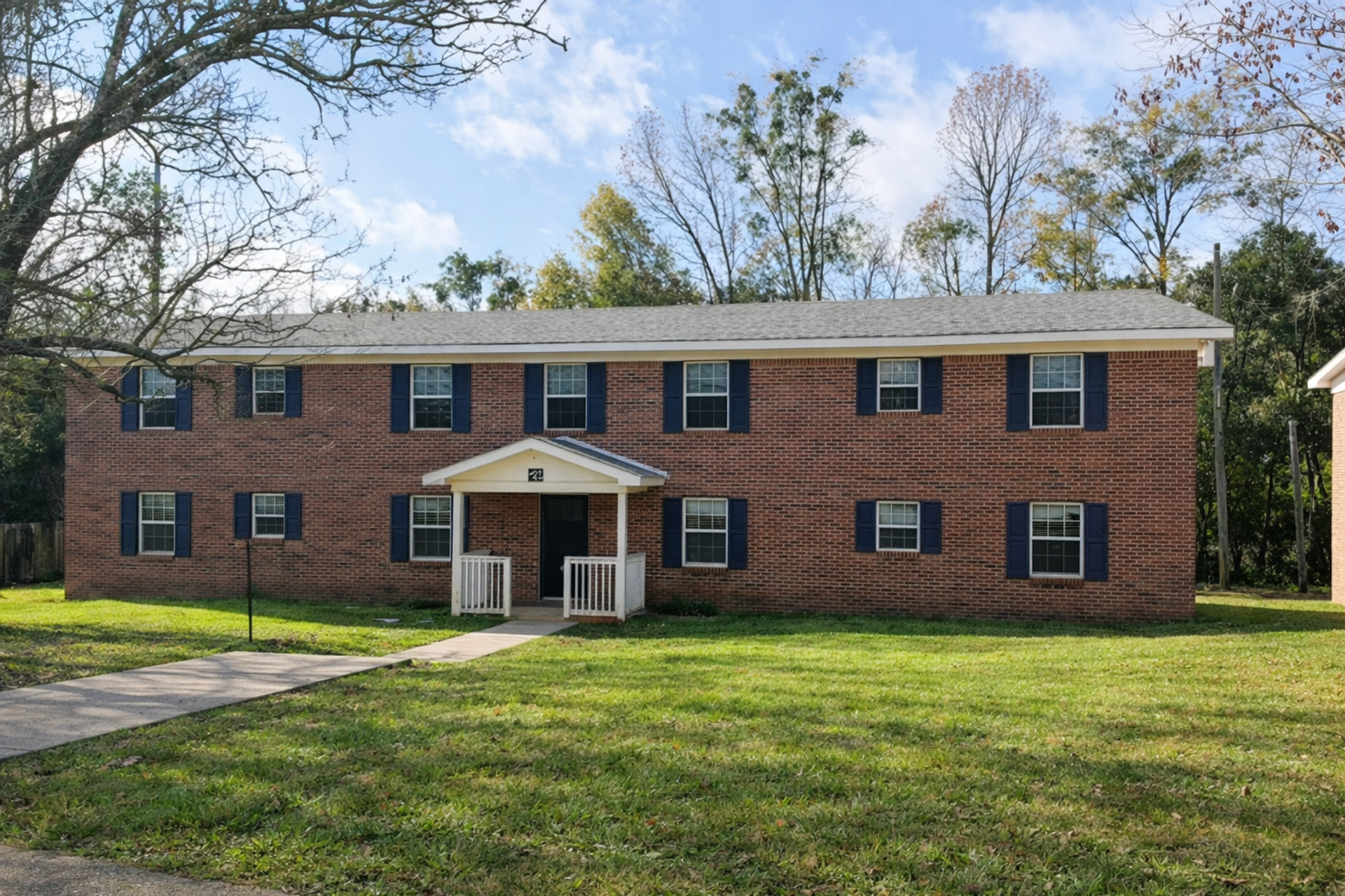 Mobile Apartment: 1302 Navco Rd