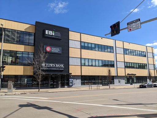 Prime downtown office space for rent – photo 1
