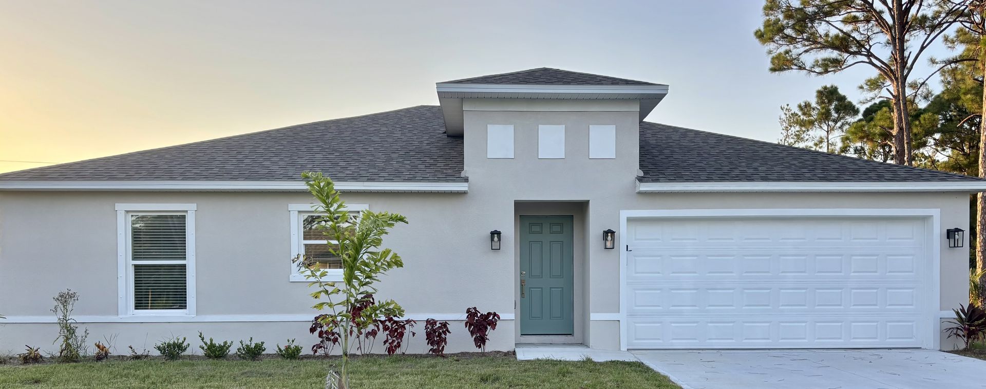 ****BEAUTIFUL 3/2 HOME IN PALM BAY! 