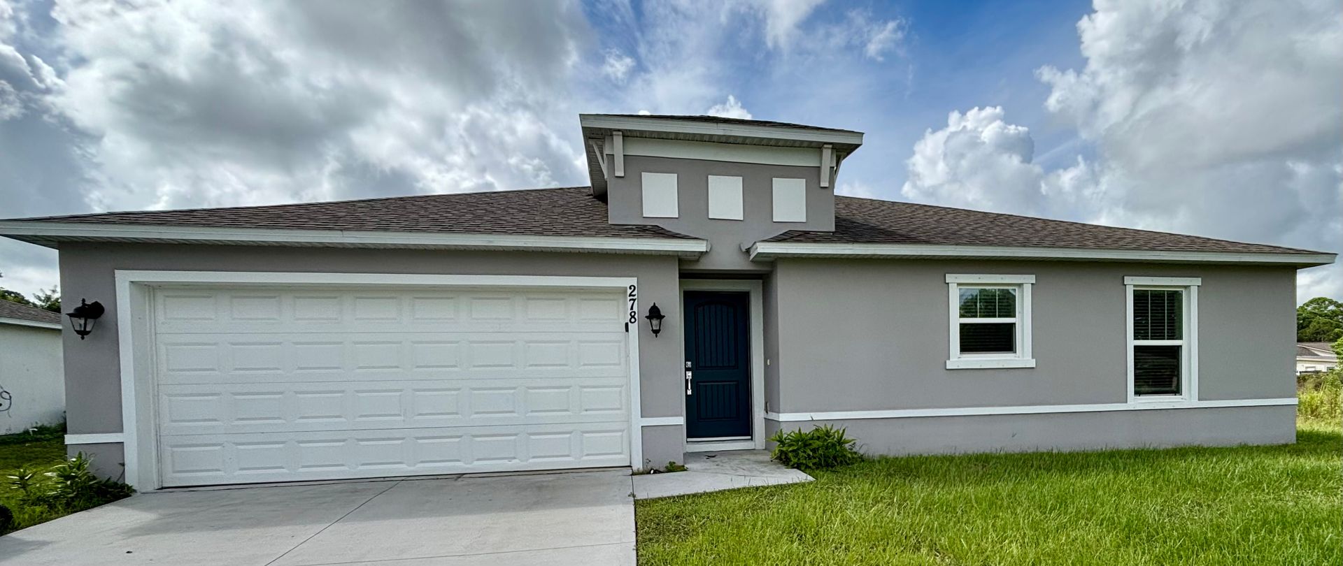 BEAUTIFUL 4/2 HOME IN PALM BAY