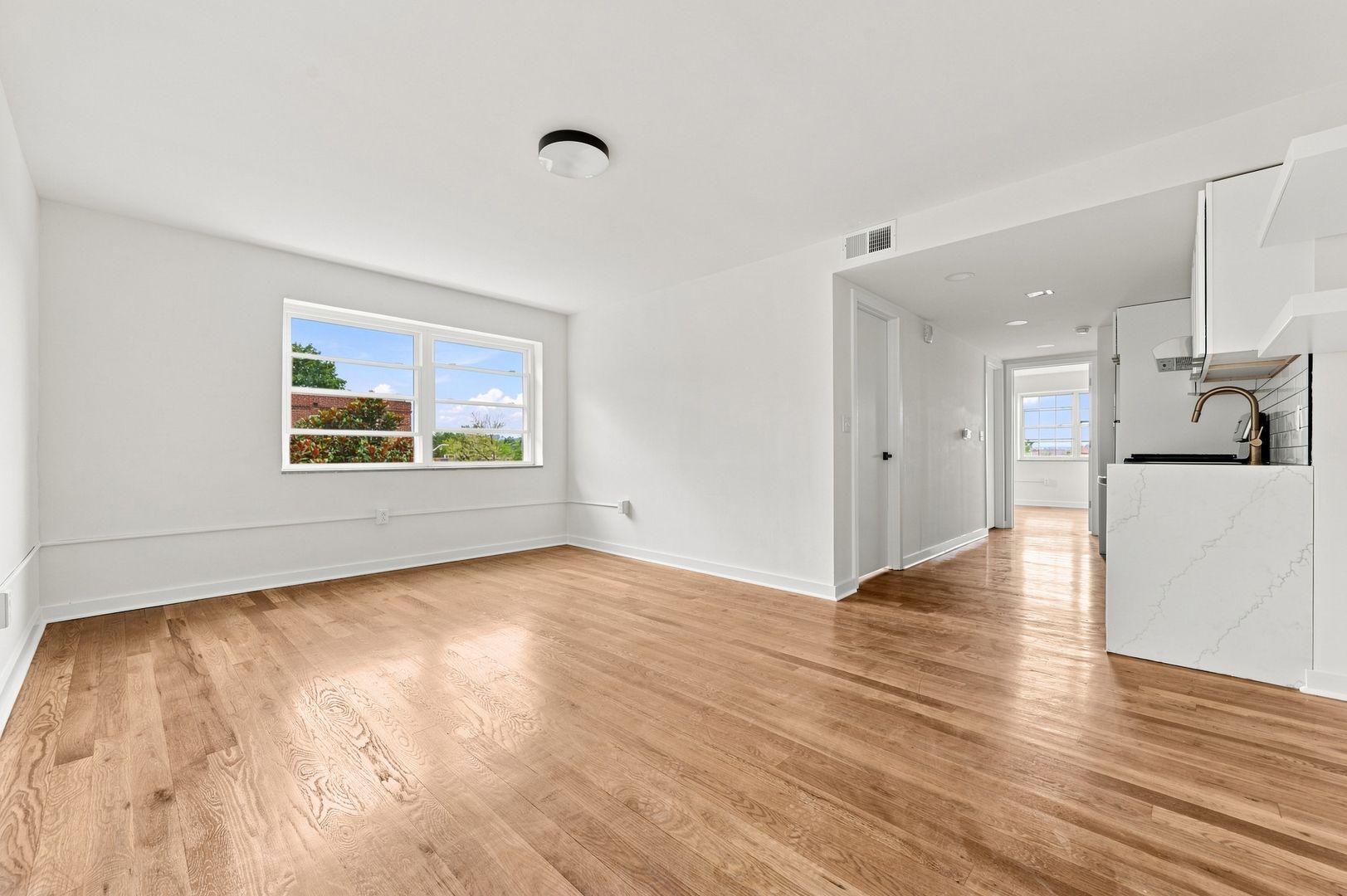 5440 Fifth Ave 2 of 12