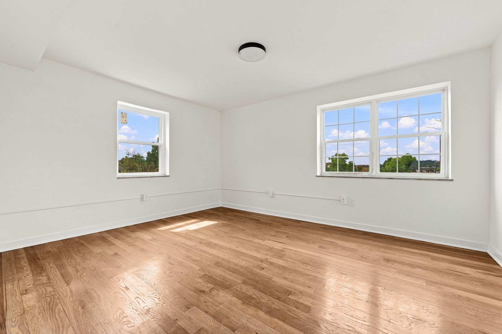 5440 Fifth Ave 8 of 12