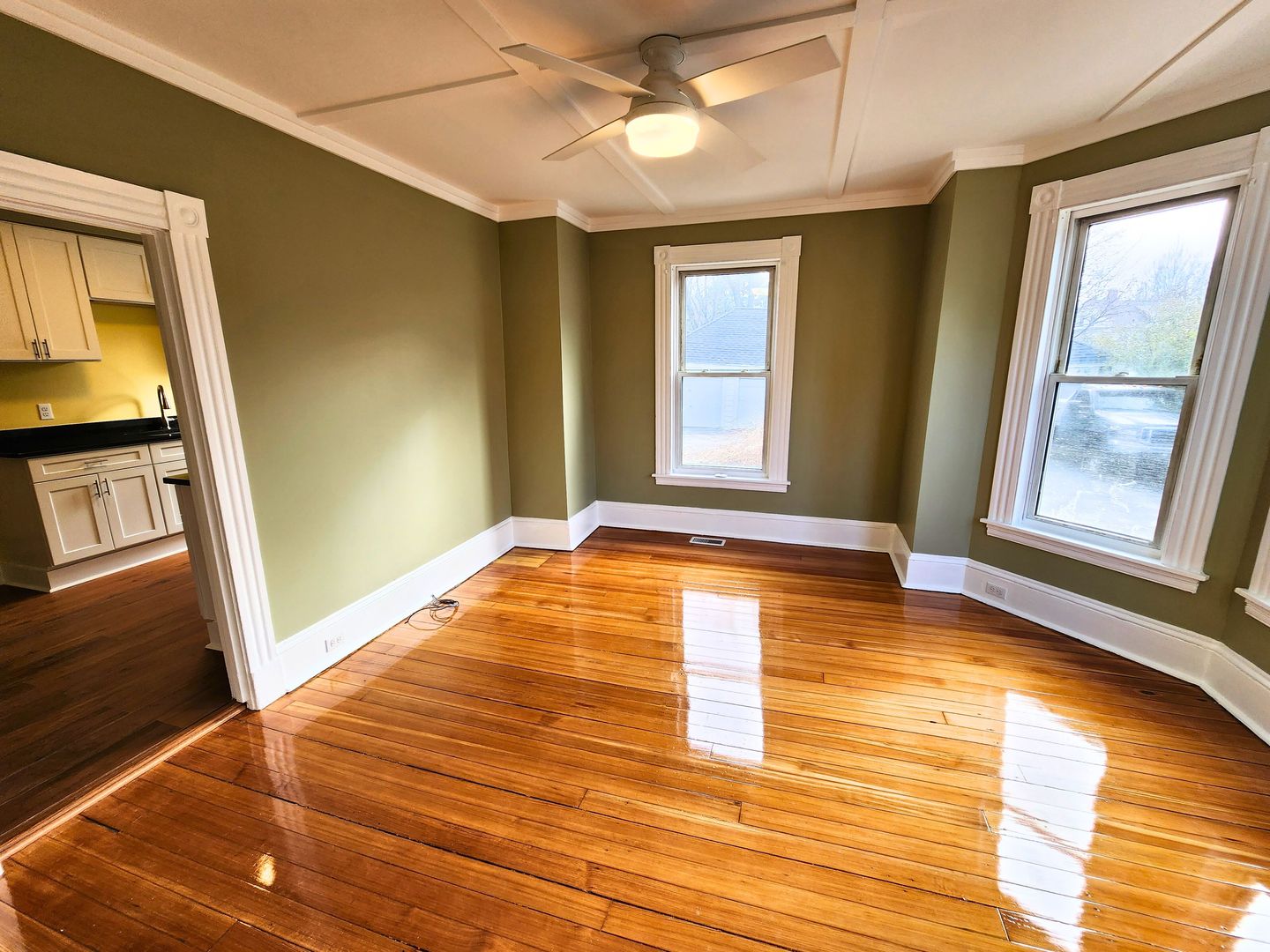 Northampton Apartment: 236 South St