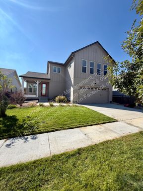 Pet Friendly - Spacious 3 Bedroom, 3 Bathroom Home in Brighton – photo 1